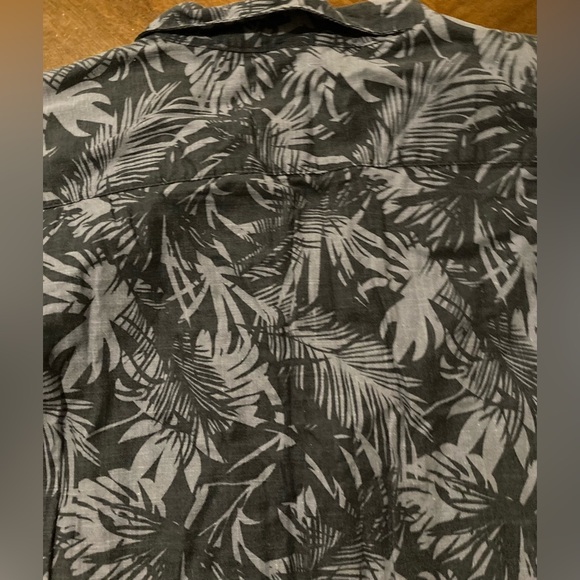 Men’s Size XXL Falls Creek  Button Down Hawaiian Shirt - Picture 10 of 10